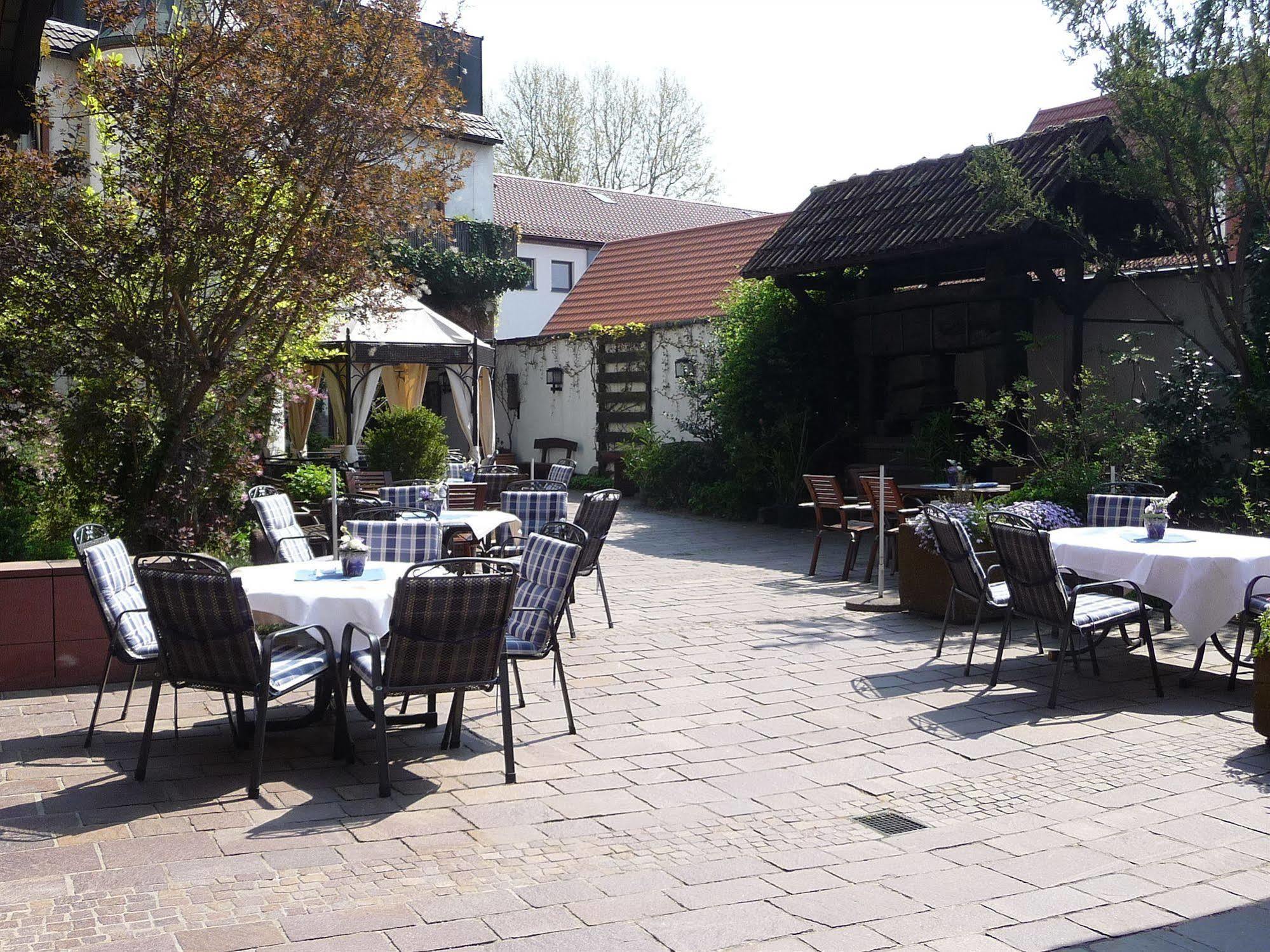 Hotel & Weinhaus Anker Marktheidenfeld Exterior foto